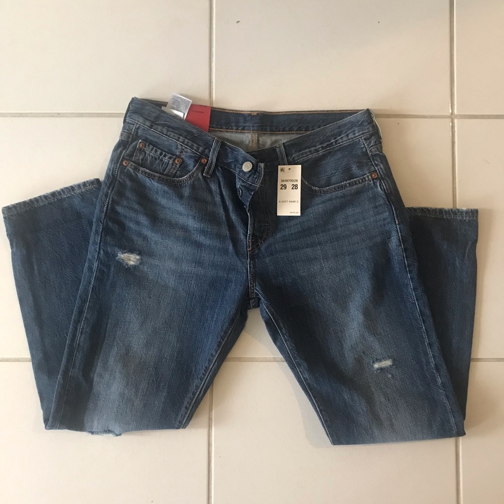Levi's
501 Tapered Jeans
